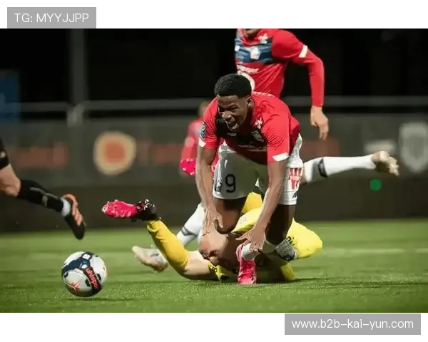 斯特拉斯堡客场大胜里尔,送主队五连败 斯特拉斯堡客场大胜里尔,送主队五连败